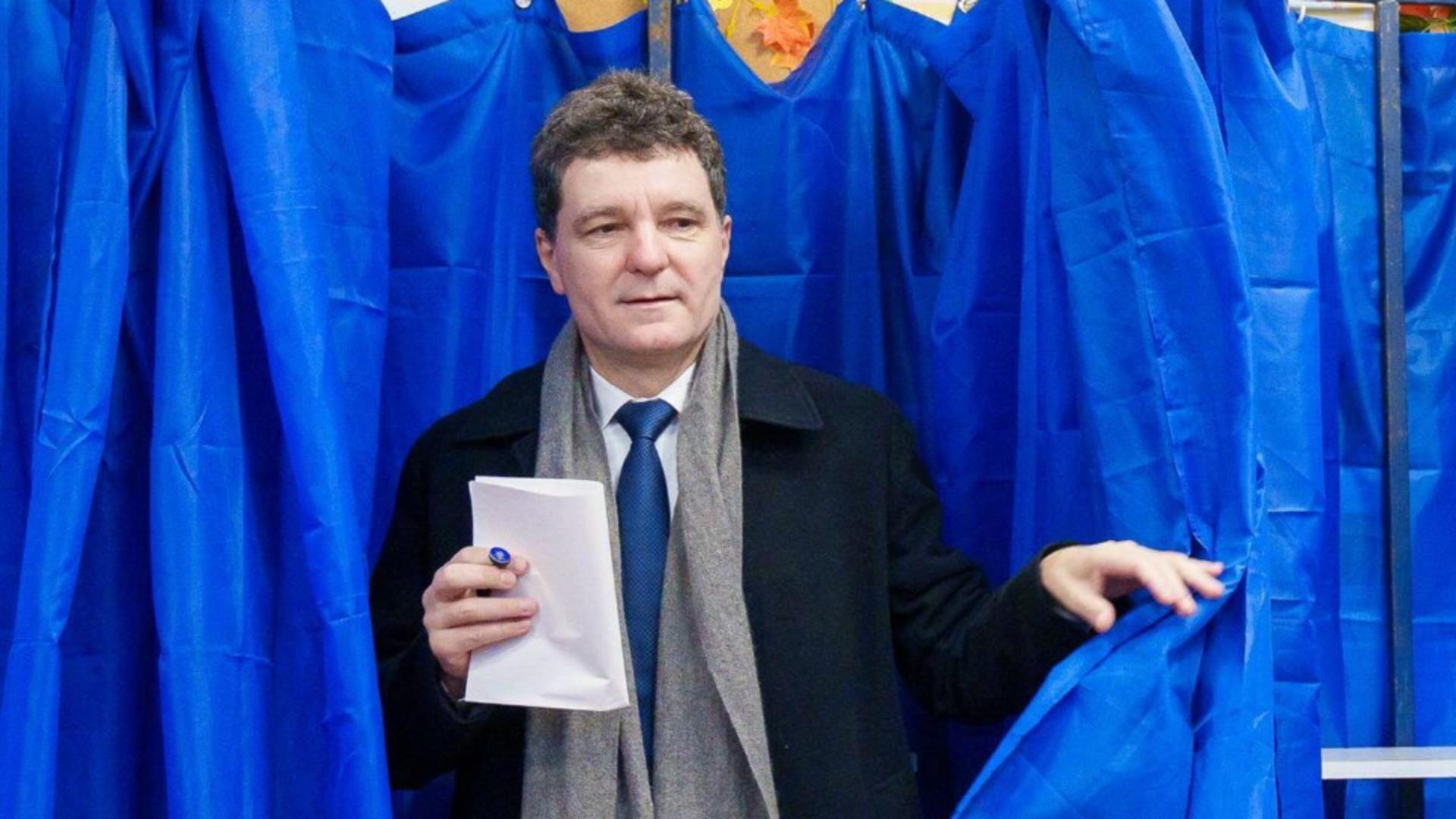 486c57d15d86fa836058db0a98ffd92c-6