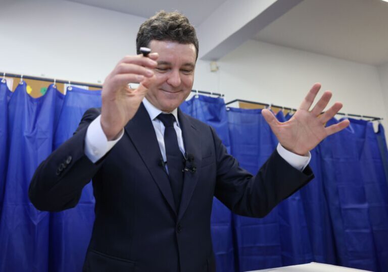 59fc7ea1133d61d5646a252d10e97b3b-6