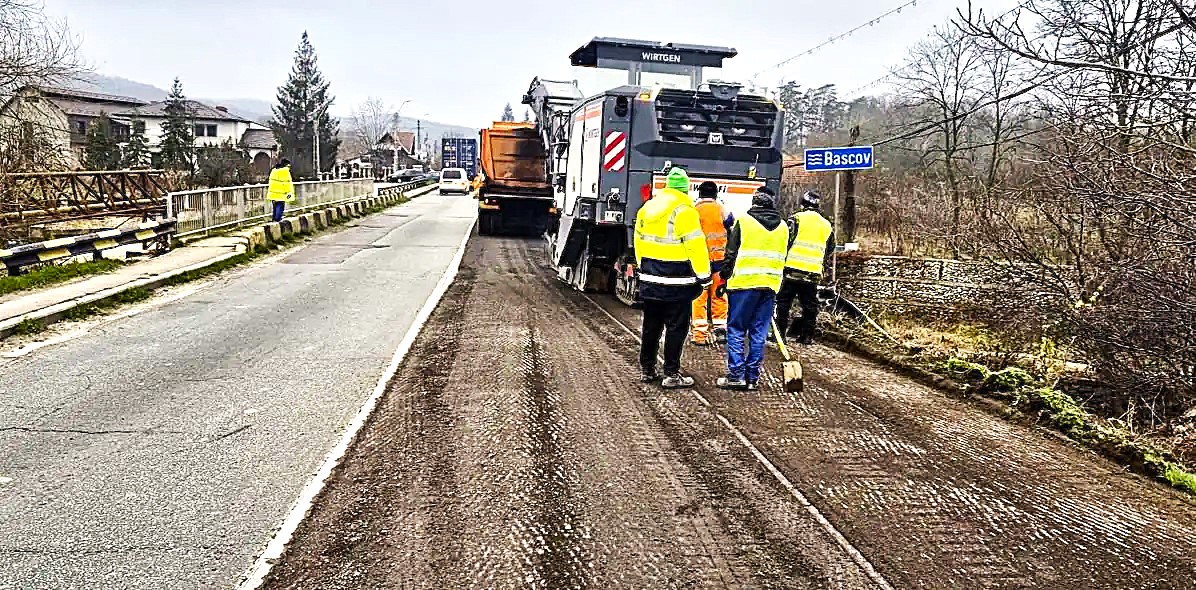 6b37b41053dd7d1d41814c8ecc6d4446