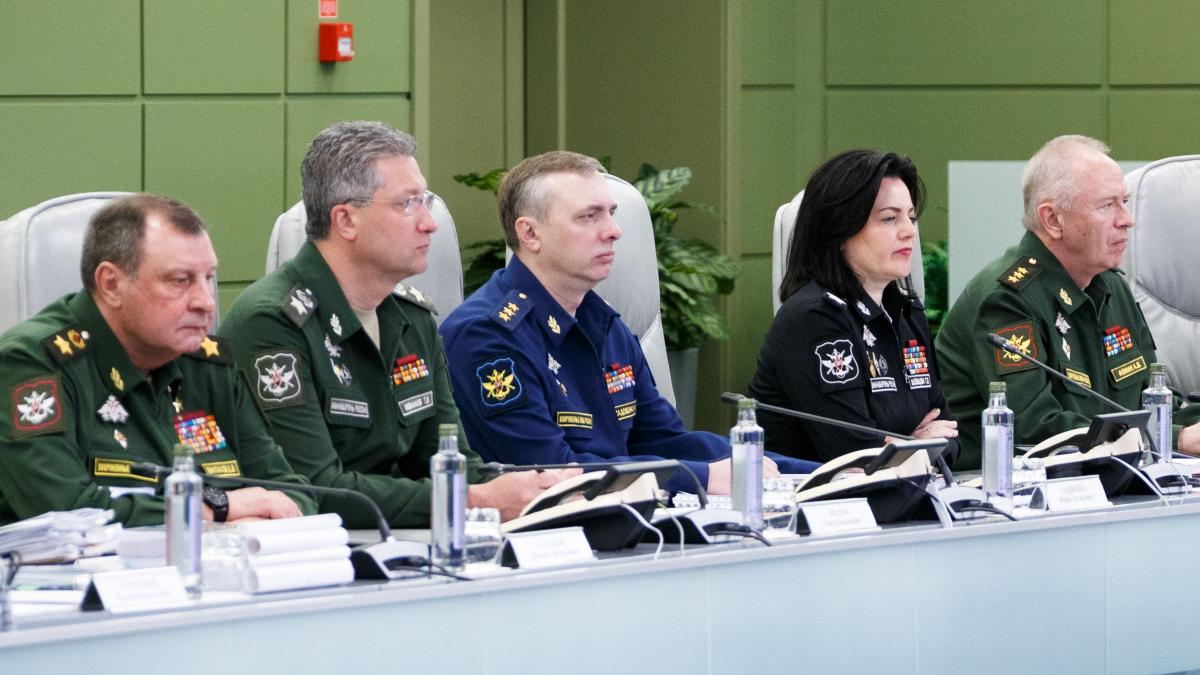 7ec3894eddbafb7c63568561c4273939