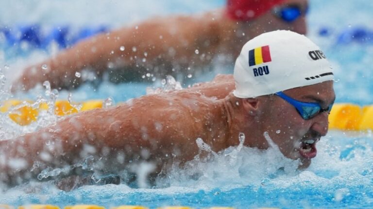 878f2262203fba50bfd522ea66e09e7e-4