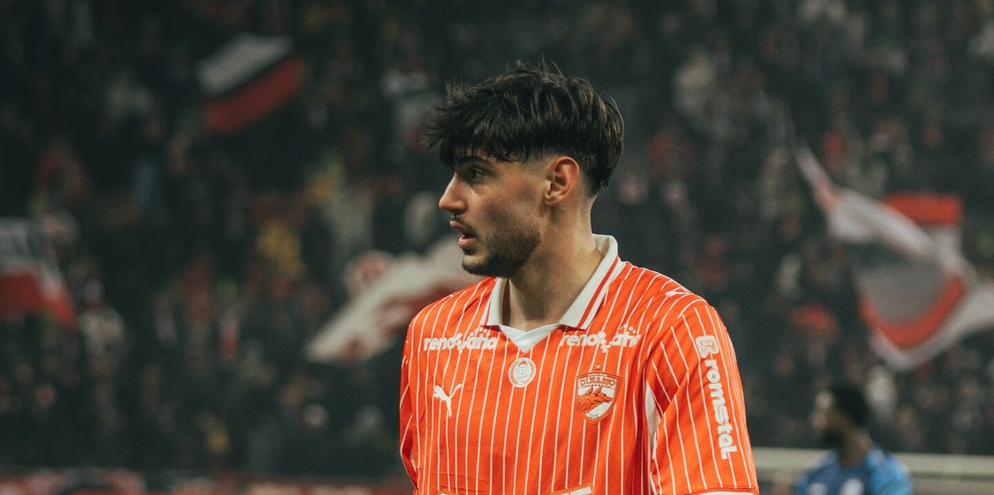 9debe270de6c55a4fdb5925f915b1c12