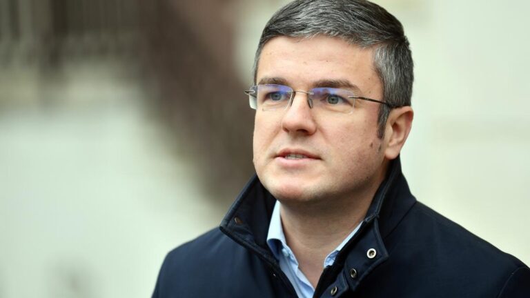 c726fd03967e909ae3a7c41f87226c7d