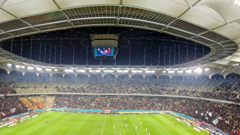 e7d260a42b88d937ef635a822bd56f27-5