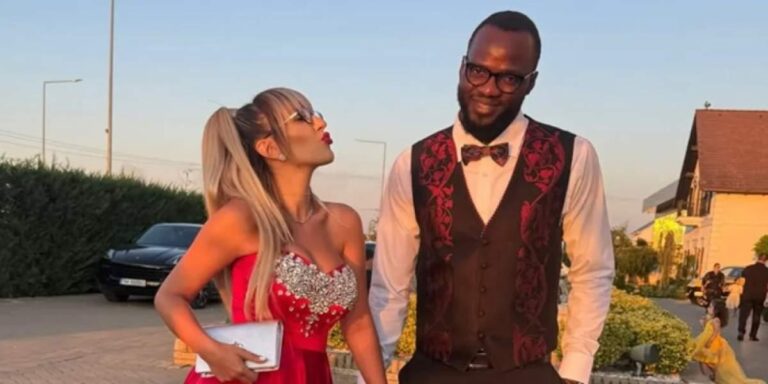 24b81c357474766efd6c395dddb4706b