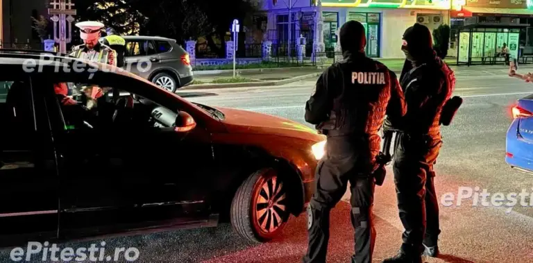 52d92903d99f06e7d50d188d1d81cb8d