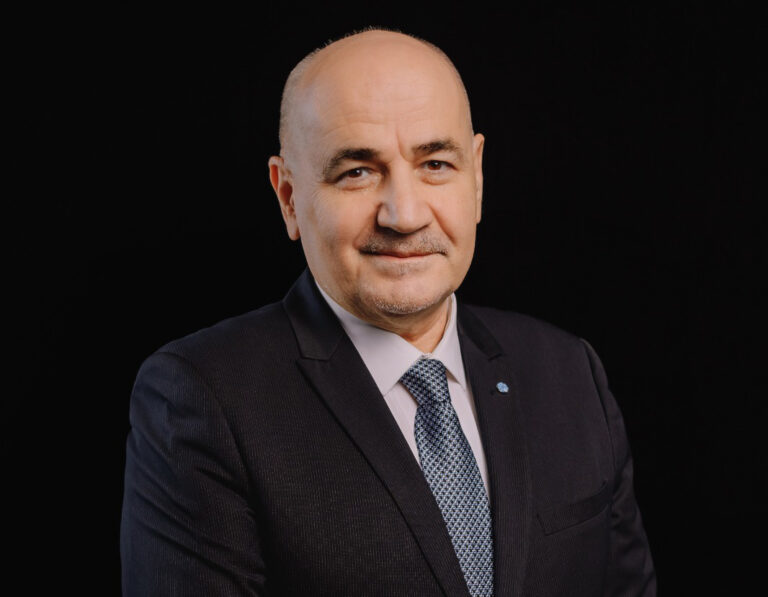 75d824ff27f433beba449dbf37922cc1