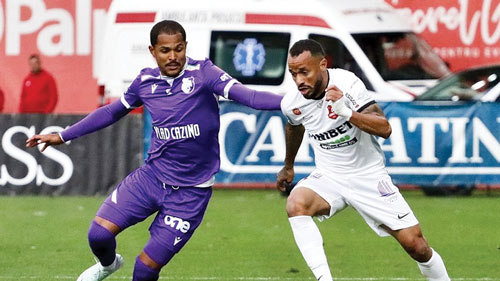 7ed87da391f64fece937b278df61e730-1