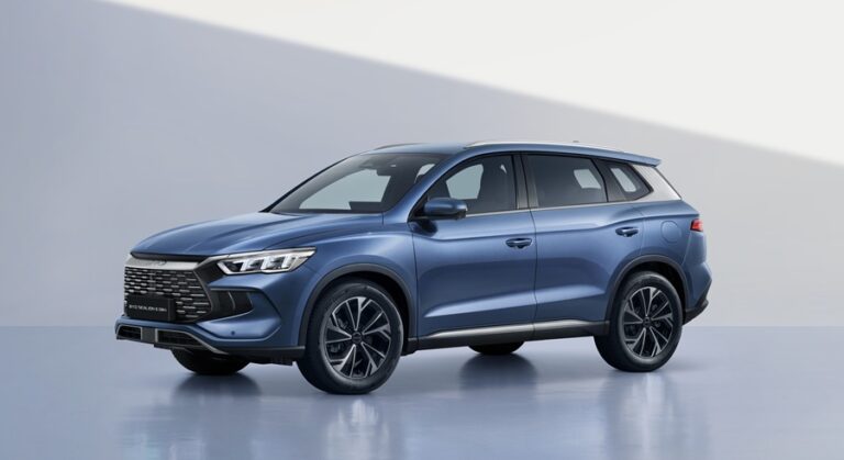 KV1_BYD lansează SEALION 5 DM-i în România