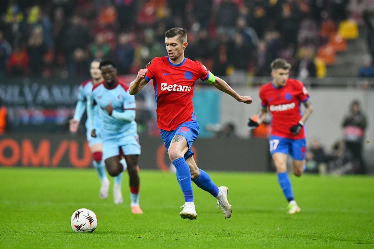 b65e6adff37469f6d6548cc23d385f71