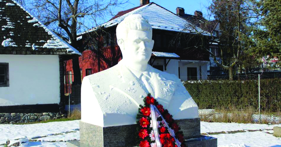 d4773059b30e8647fdd40fbd5e7250f0