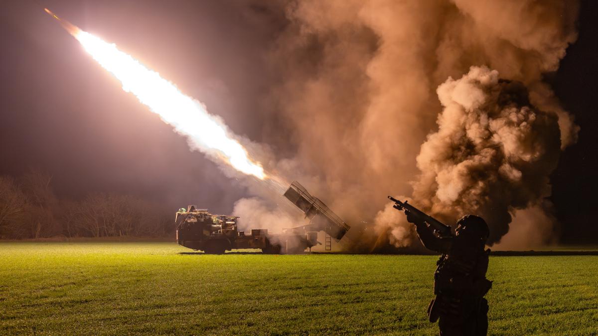 dfe97aa4081f4afdcaca454ae74cfa35