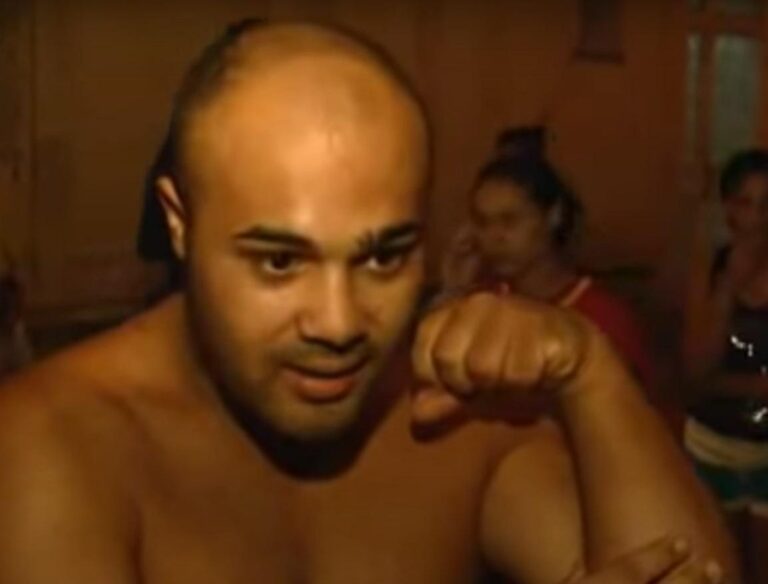 3d986ac4176114e2853b4164688c79d7